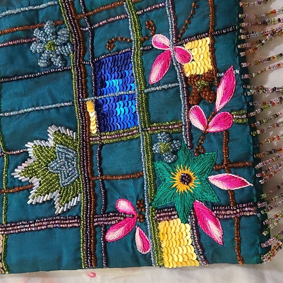 Green silk Milson & Louis boho fringe shoulder purse bag - Picture 3 of 5